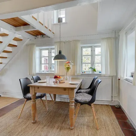 Gyril Holiday home *